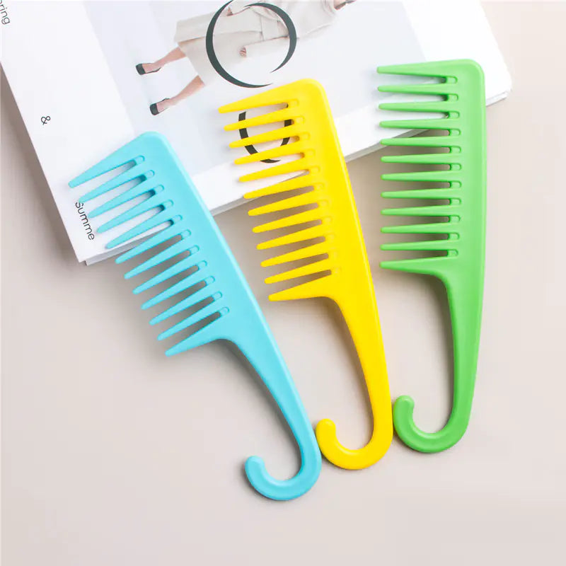 Curved Hook Wide Tooth Comb for Curly Hair Care - Curly Luxe