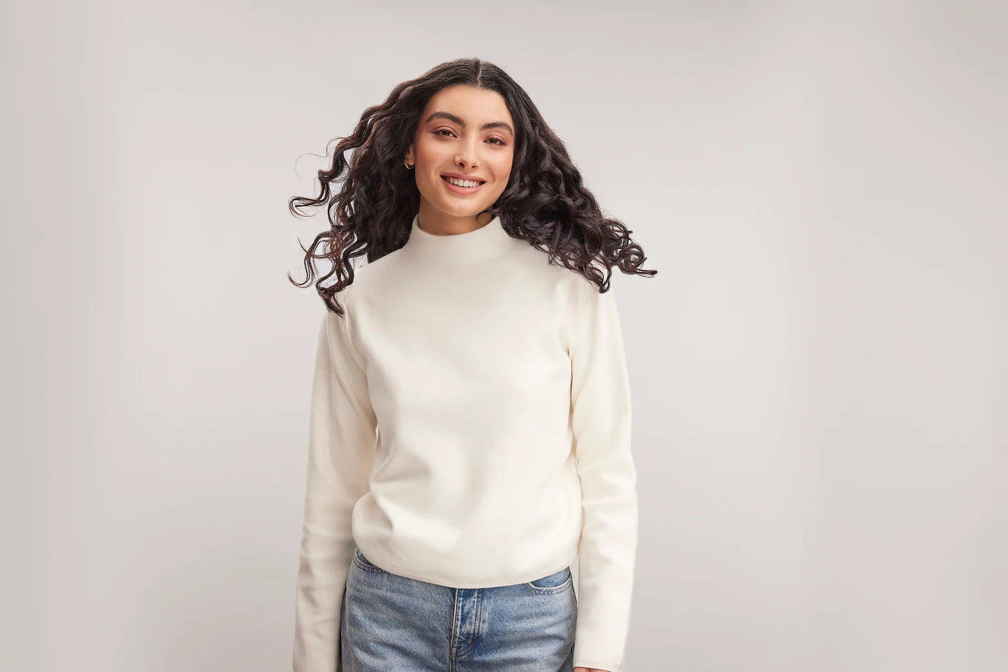 Ouidad Vital Curl + Soft Defining Mousse 5.7 oz - Curly Luxe