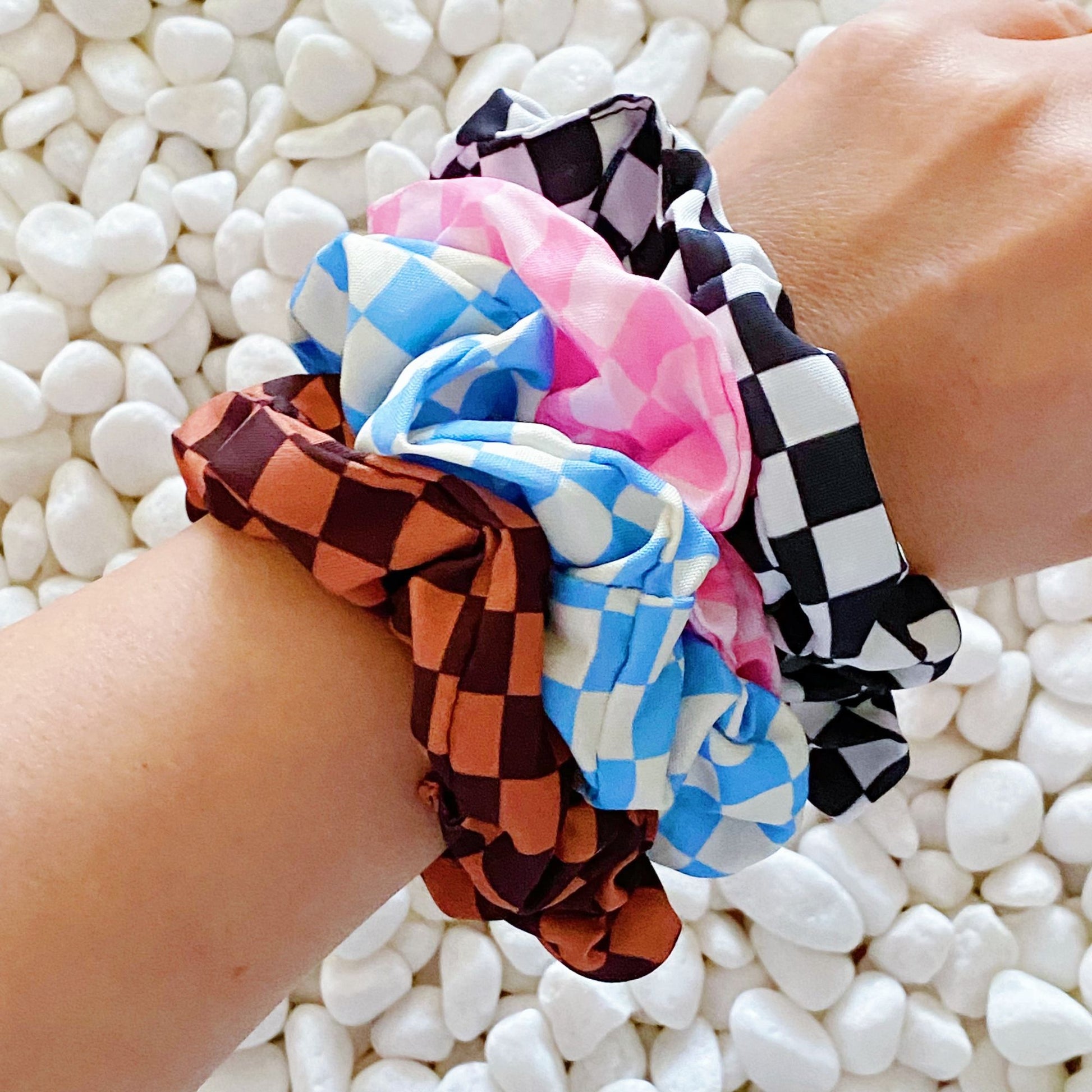 Checkerboard Hair Scrunchie Set - Curly Luxe